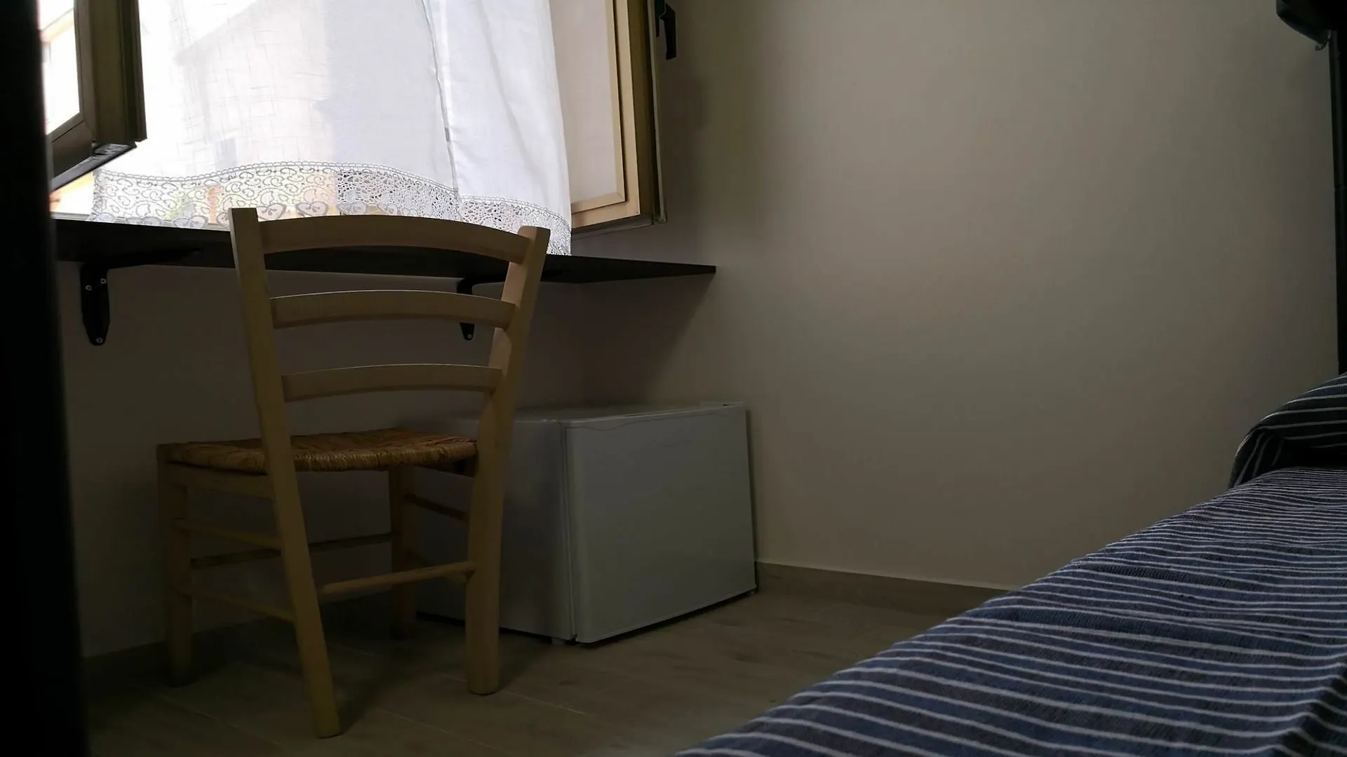 Fenesta Vascia Bed & Breakfast Naples