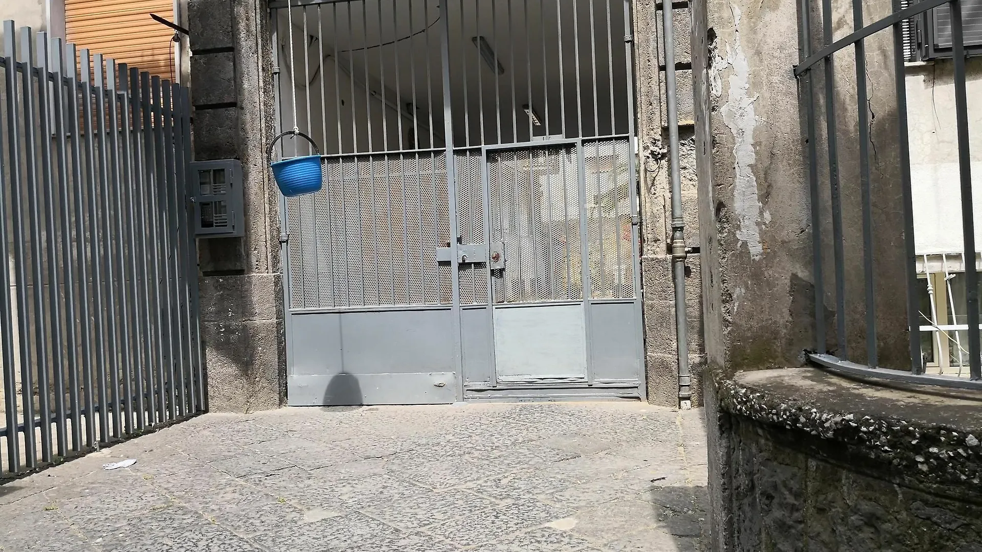 Fenesta Vascia Bed & Breakfast Naples Italy