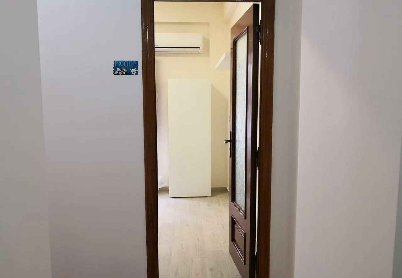 Fenesta Vascia Bed & Breakfast Naples